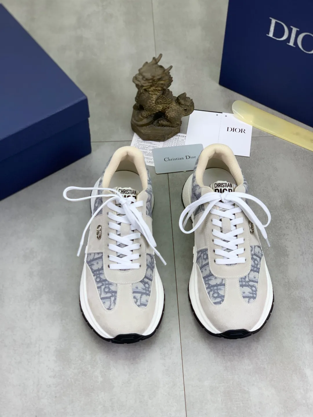 Men's Men's Shoes💰P440💰[New Style]🆘[Dior] 2025 Dior Original Lace-up Low-top Men's Shoes Classic casual shoes 🔥This model is the official classic model, with high quality and made by famous original designers. It is made of high-quality cowhide with original materials➕comfortable and breathable mesh lining➕pigskin insole. The perfect last shape and generous and fashionable design have attracted many consumers and are suitable for drivers to drive🚗. What you want is the best quality in the market. Color: seven colors. Code number: 38--44 (45 46 customized)